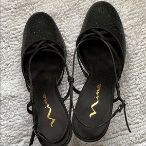 Nina lightly sparkles dress shoes